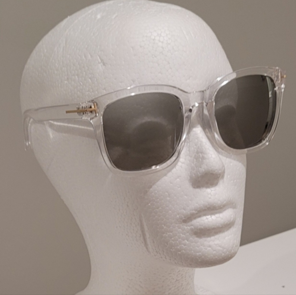 Myiaur Clear Polarized Women's Sunglasses UV400 Protection NWT